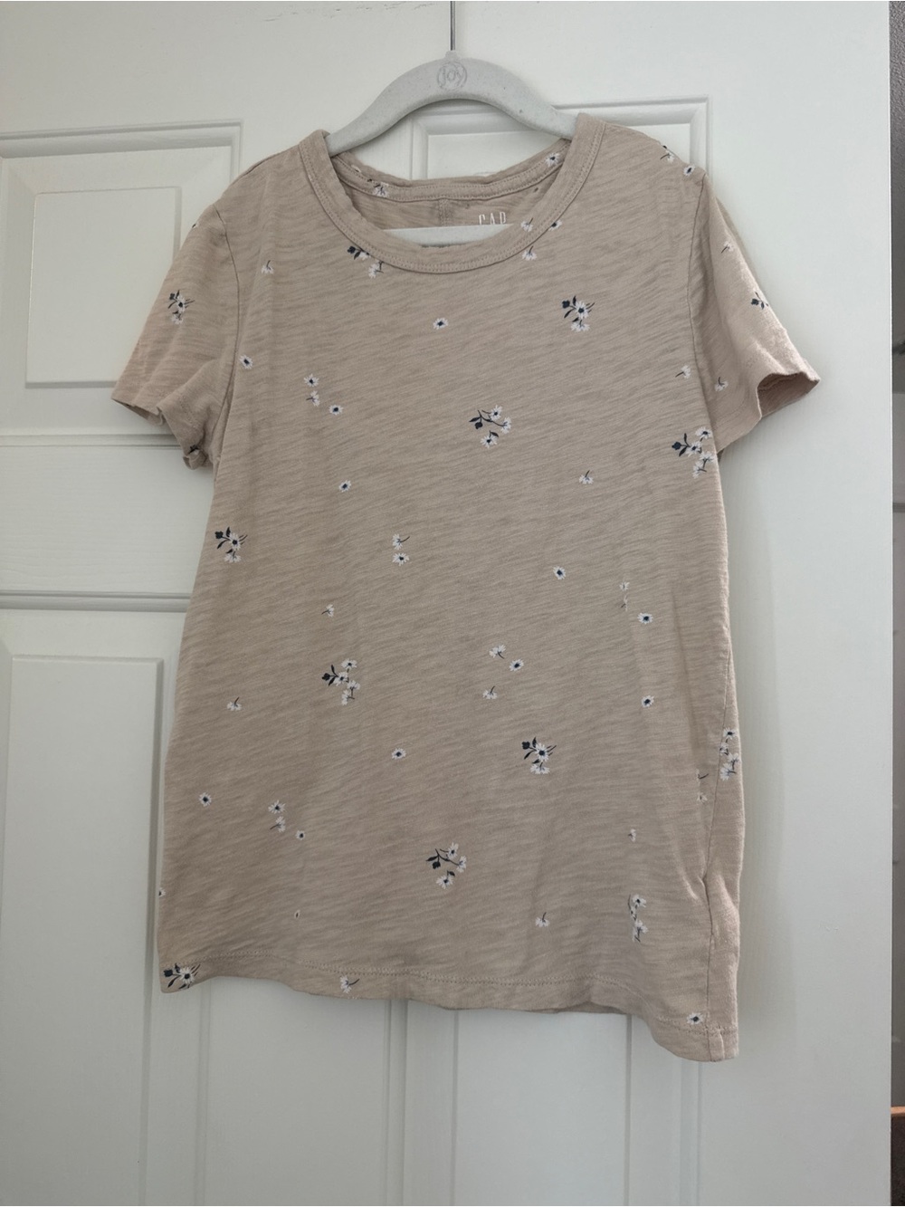 Gap Forever Soft Tan Floral Tee